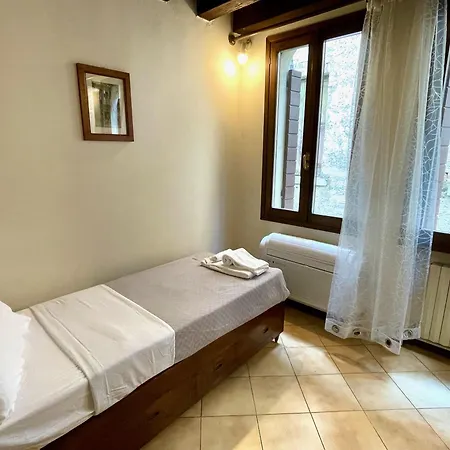 Palazzo Bianchetti Apartamento *
