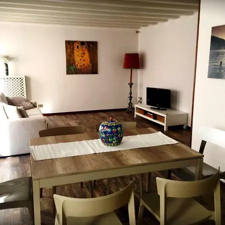 Palazzo Bianchetti Apartamento